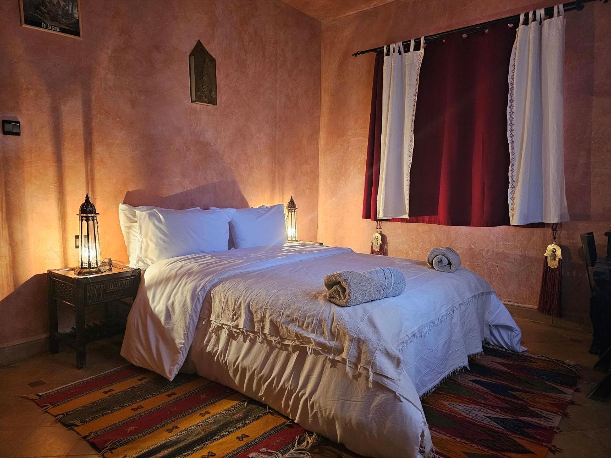 Kasbah La Cigogne Bed and Breakfast Ait Benhaddou Buitenkant foto