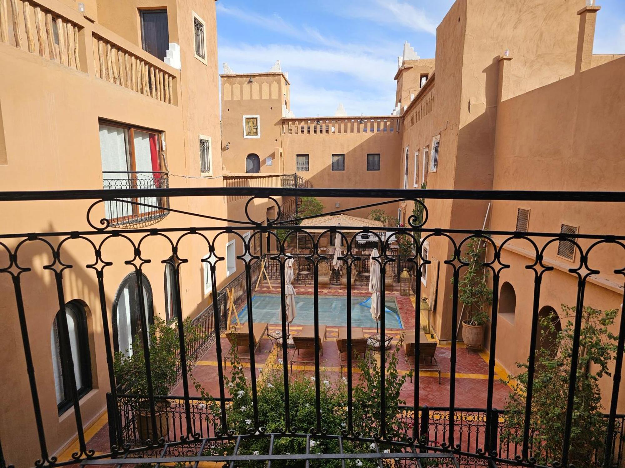 Kasbah La Cigogne Bed and Breakfast Ait Benhaddou Buitenkant foto